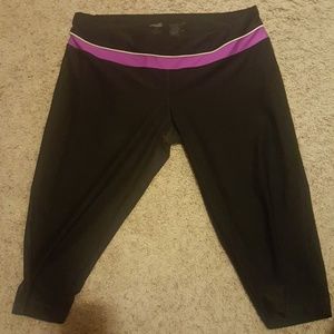 Avia Cropped Workout Pants